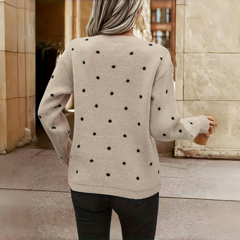 Knitted Sweater with Dots and Round Neck Warm and Soft for Women