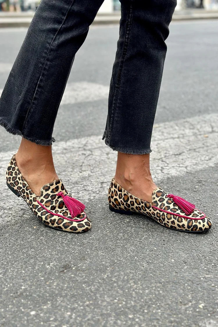 Tierprint Loafer with Fuchsia Fringes