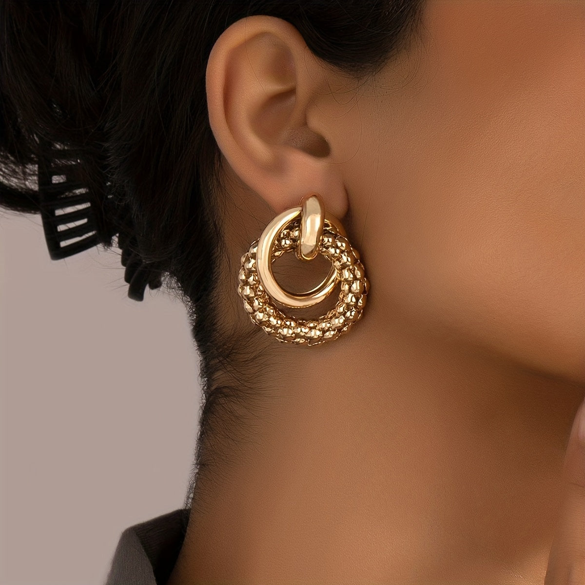 Elegant Circle Design Gold-Tone Geometric Earrings