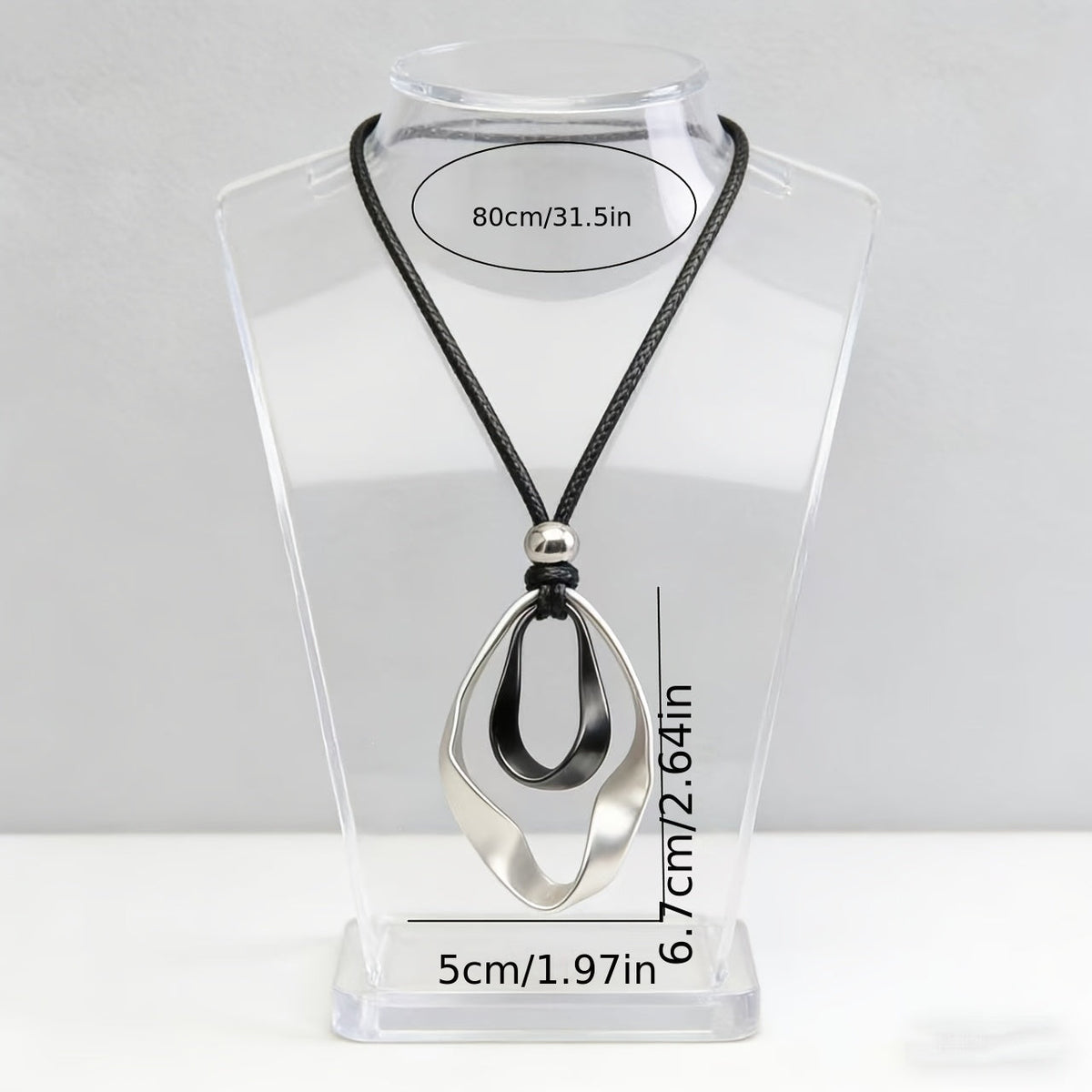 Elegant Adjustable Sculptural Twisted Teardrop Pendant Necklace