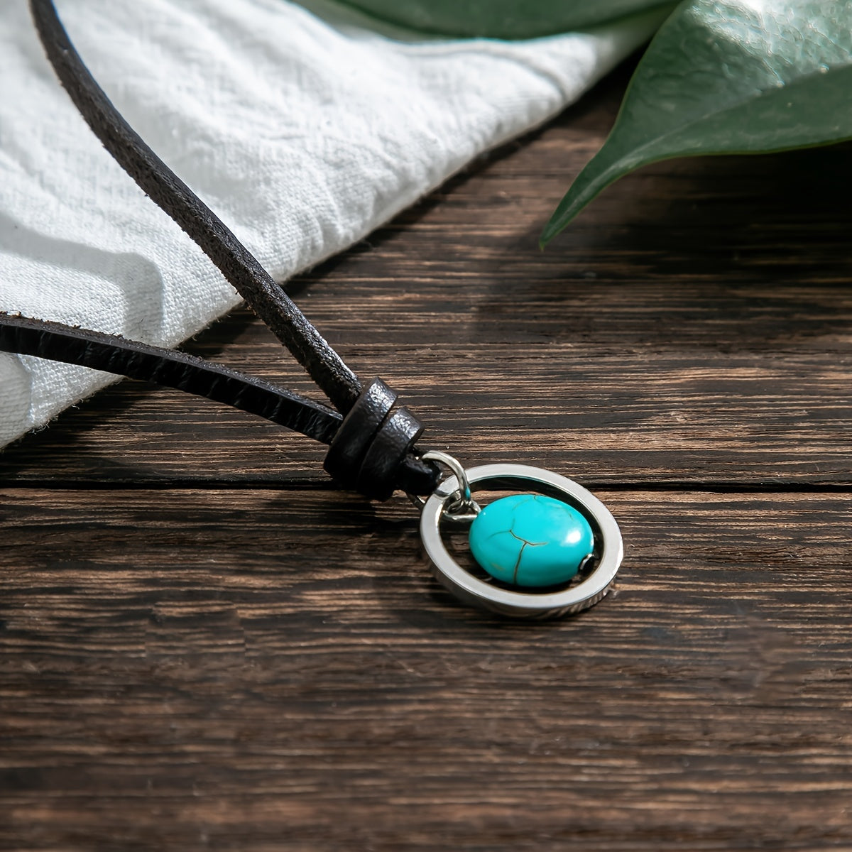 Bohemian Turquoise Pendant Leather Choker Necklace
