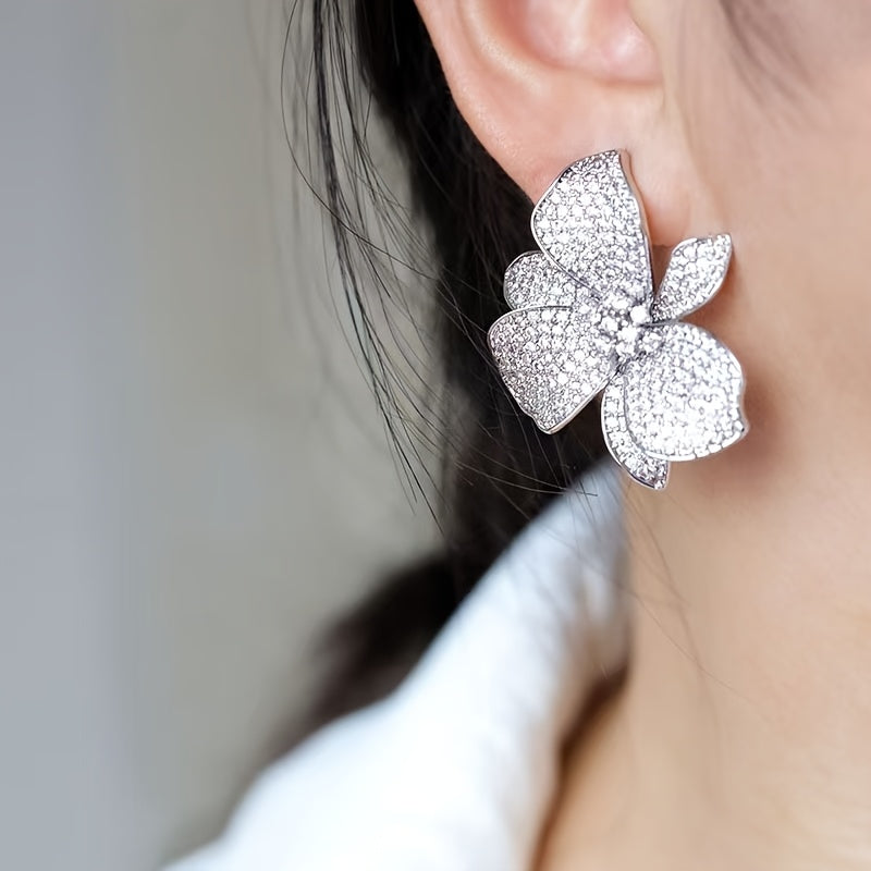 Elegant Sparkling Zirconia Flower Stud Earring