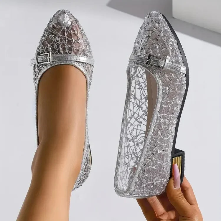 Women's Casual Slippers Made of Lace and Mesh