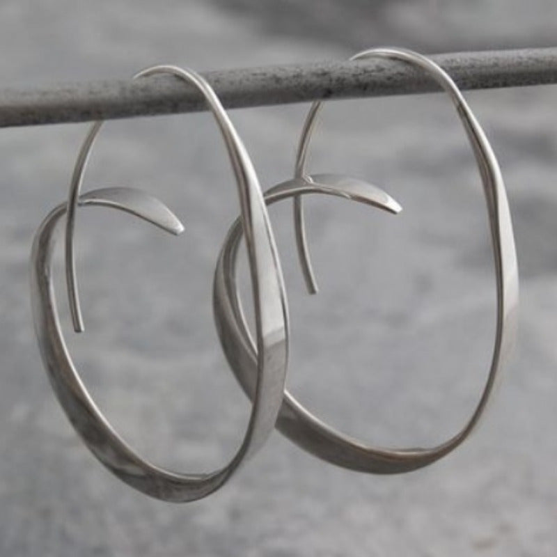 Vintage Minimalist Twisted Hoop Earrings