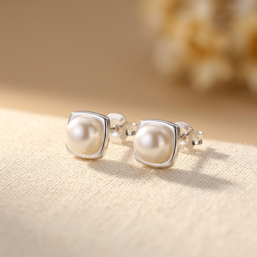 Freshwater Pearl Earrings
